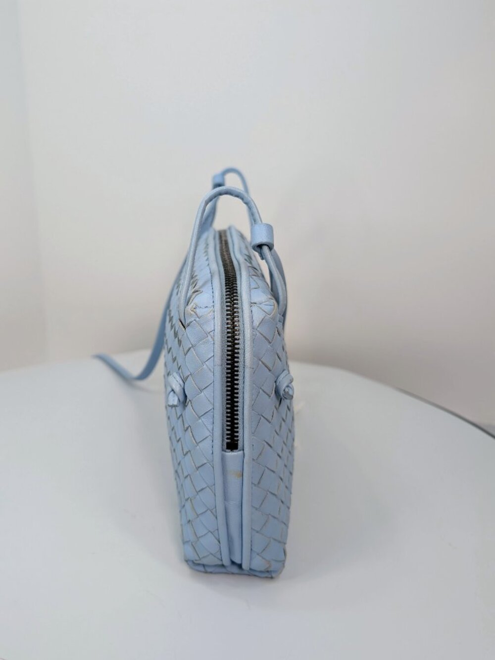 Bottega Veneta Sky Blue Intrecciato Leather Double-Handle Crossbody Camera Bag - Picture 5 of 10